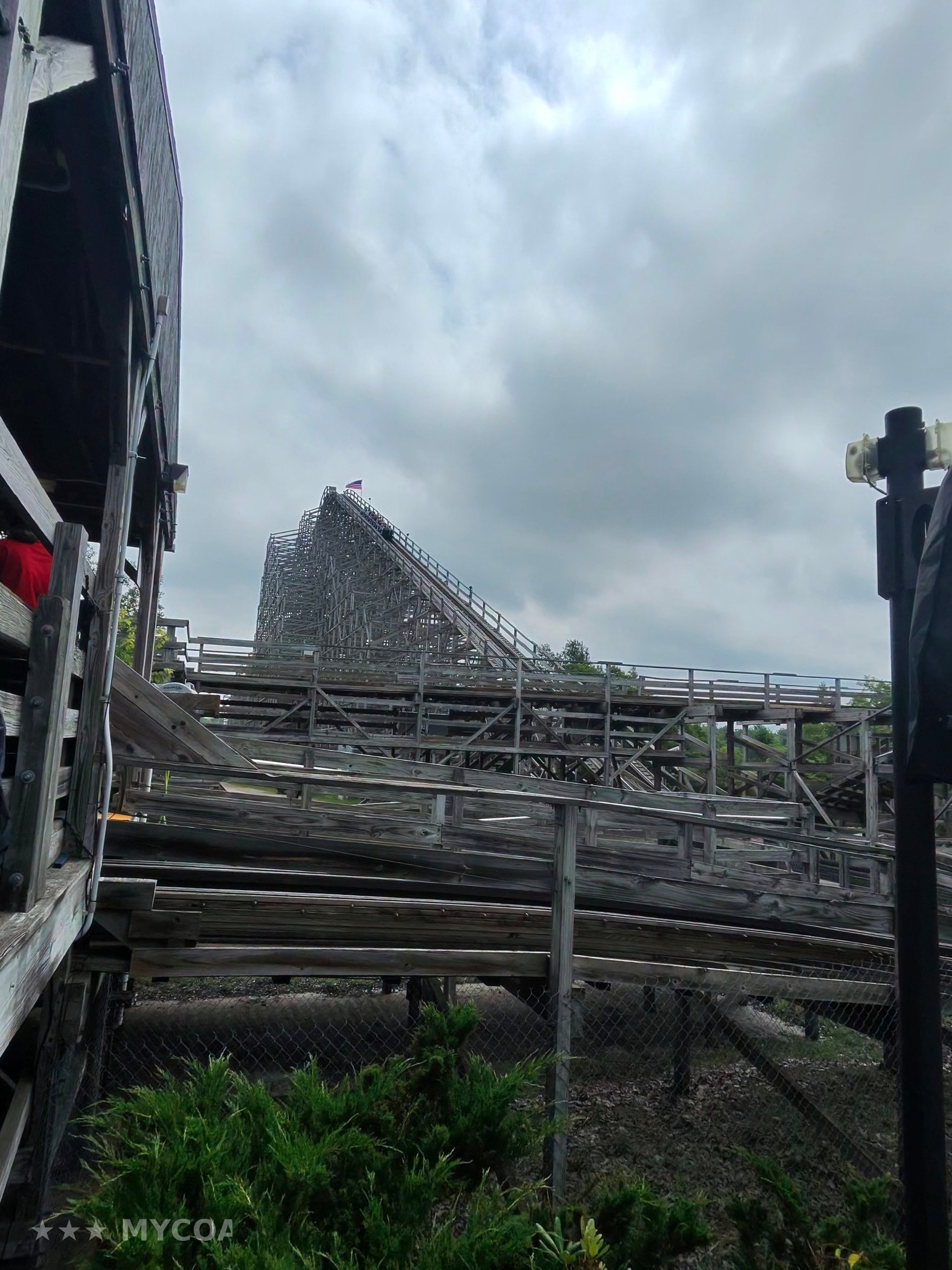 Photo de Shivering Timbers