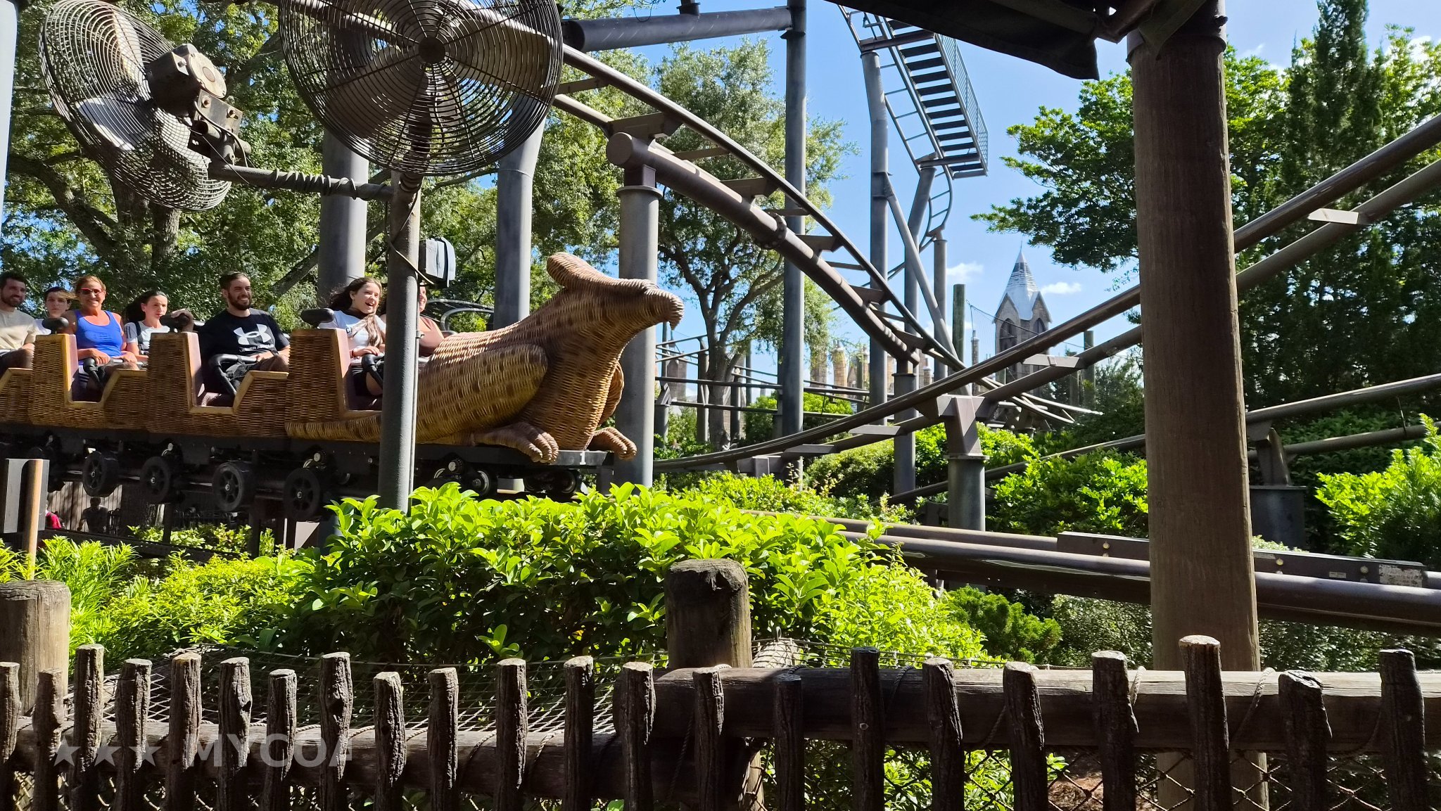 Photo de Flight of the Hippogriff